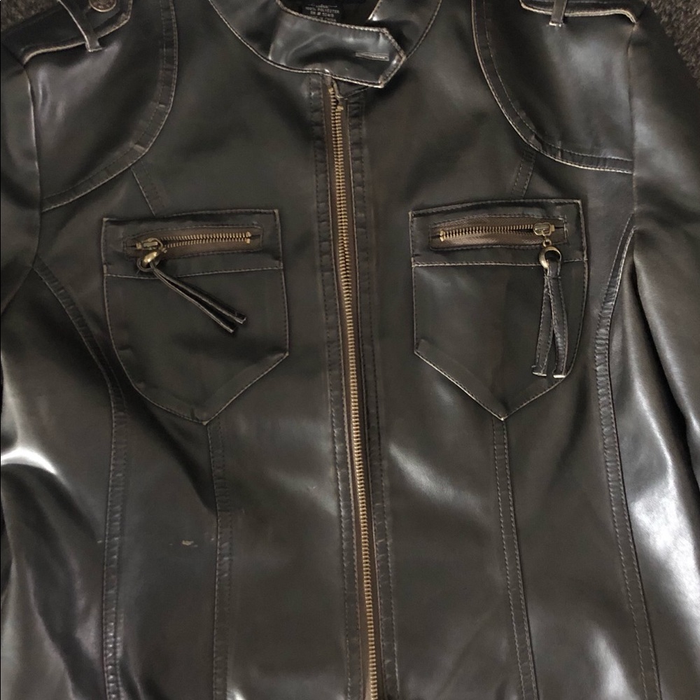 Jacket - Picture 2 of 7